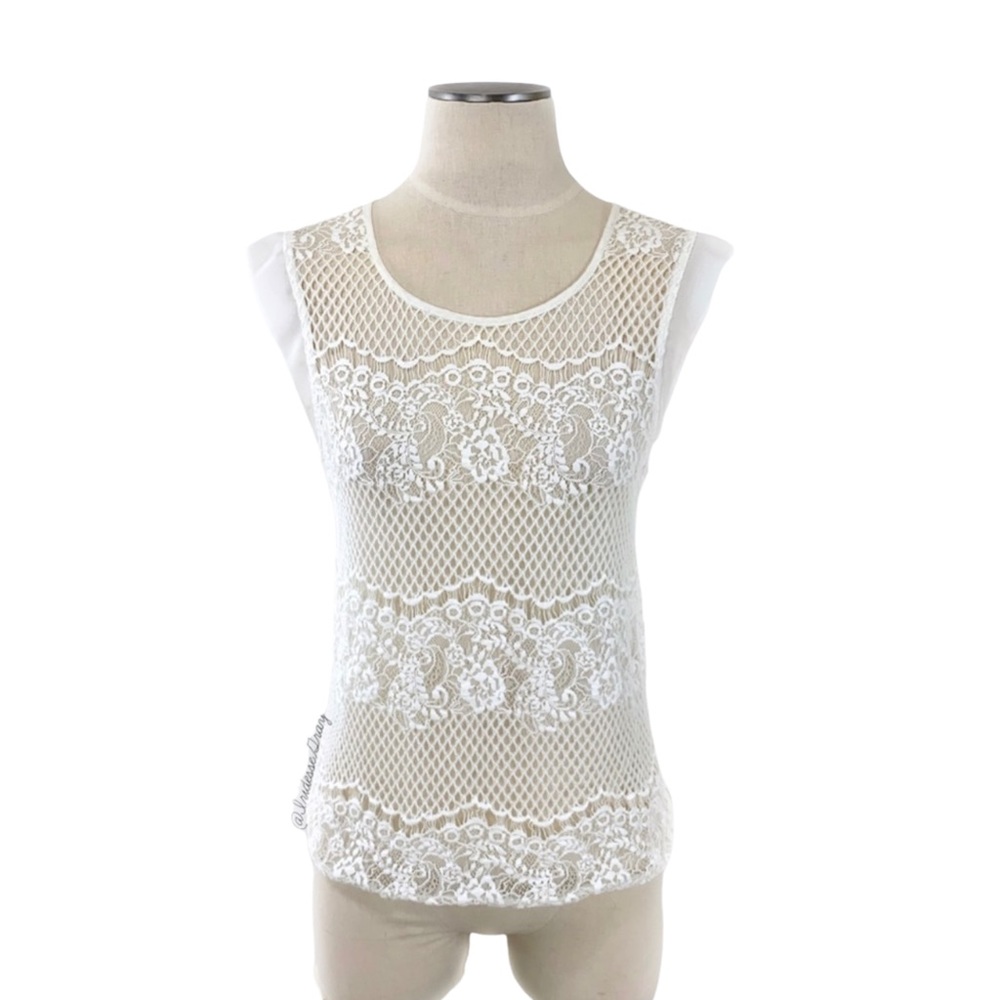 Chelsea 28- Cream Lace Crochet Top Size Small